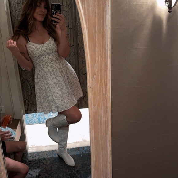 White Floral Mini Dress - Picture 2 of 2